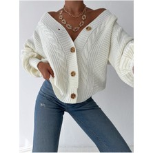 Kadın 4 Düğmeli Triko Hırka