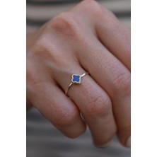 14 Ayar Altın Saks Taş Detaylı Mini Yonca Yüzük