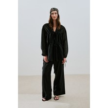 Büzgülü Bağlamalı Bluz Siyah