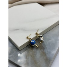 Dünya Küresi ve Ayda Astronot Tasarımlı Sallantılı Çelik Küpe