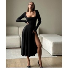 Kadın Kare Yaka Derin Göğüs ve Bacak Dekolteli Midi Boy Elbise