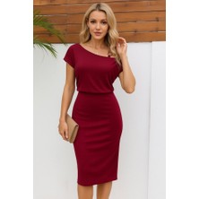 Sosostyle Kadın Kısa Kollu Tek Omuz Askı ve Aksesuar Detay Beli Lastikli Krep Elbise