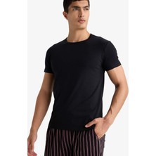 DeFacto Slim Fit Bisiklet Yaka Tişört L4885AZ25AU