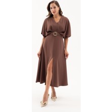 Kadın Kahverengi V Yaka Kemerli Midi Davet Elbisesi