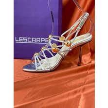 Lescarpe LES043 Gümüş Top Detaylı Ince Kayışlı Bilekten Lastik Bağlamalı Yüksek Topuklu Zarif ve Şık Kadın Ayakkabı