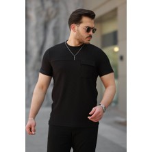 Erkek Cepli Kolyeli Kısa Kollu Örme Kumaş T-Shirt