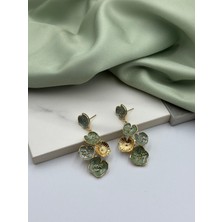 Yeşil Mineli Çiçek Konseptli Tasarım Sallantılı Çelik Küpe