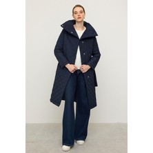 Çıkabilen Kapüşonlu Devrik Yaka Kapitone Mont Lacivert 6792