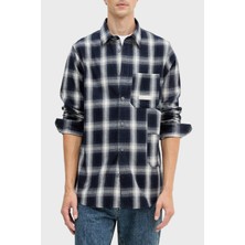 Armani Exchange Pamuklu Regular Fit Düğmeli Yaka Ekoseli Gömlek Erkek Gömlek XM001149 AF16626 FB004