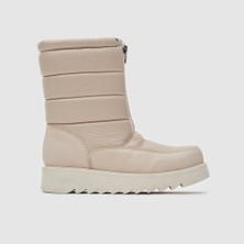 Togo Kadın Kar Botu - 051813