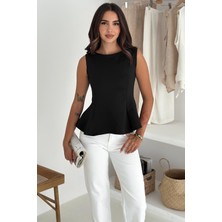 Kadın Peplum Bluz – Vücuda Oturan & Zarif Kesim