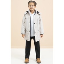 Krem Içi Kürklü Çıtçıtlı Cepli Uzun Kesim Erkek Çocuk Kapüşonlu Şişme Mont 21447