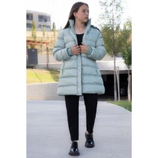 Yeşil Içi Kürklü Çıtçıtlı Kapüşonlu Kız Çocuk Şişme Mont 21324