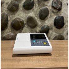 Yonker PE-E3B 3 Kanal Yorumlu Ekg Cihazı