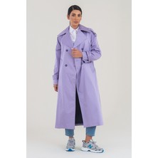 Şık Taş Rengi Düğmeli Trençkot – Rahat ve Modern Kesim