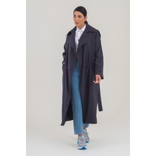 Şık Taş Rengi Düğmeli Trençkot – Rahat ve Modern Kesim