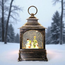 Yılbaşı Temalı Işıklı Fener Kar Küresi Kardan Aile Figürlü Cam ile Dekoratif ve Fonksiyonel