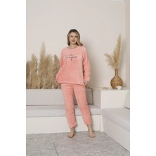 Kadın Peluş Pijama Takımı