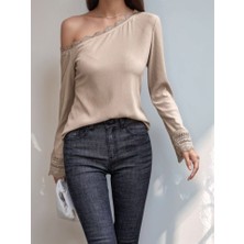 Kadın Uzun Kollu Tek Omuzu Açık Dantelli Burgu Bluz