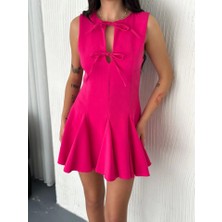 Göğüs Bağlamalı Kolsuz Mini Boy Elbise - Pembe