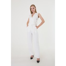 Kadın Yandan Bağlamalı Asimetrik Beyaz Yelek Takım