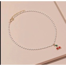 Şıklığınızı Tamamlayacak Taşlı Kiraz Model Inci Kolye