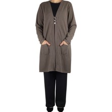 Kadın Önü Üç Düğmeli Mevsimlik Cepli Hırka