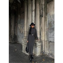 Boğazlı Kalın Bürümcük Uzun Elbise Siyah