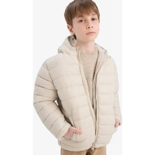 DeFacto Su Geçirmez Kapüşonlu Fermuarlı Şişme Mont Erkek Çocuk E8688A825AU