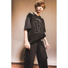 DeFacto Oversize Geniş Kalıp V Yaka Baskılı Tül Kısa Kollu Tişört Erkek Çocuk G1684A825AU