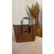 Kadın Omuz ve El Çantası – Yazılı Desenli Trend Model Deri Çanta