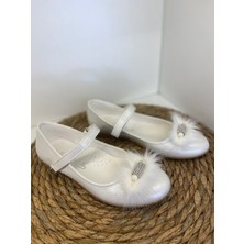 Tüy ve Taş Detaylı Sedef Renk Babet