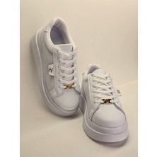 Melinta Shoes Melinta Düz Beyaz Sneaker Ayakkabı Kadın Günlük Kullanım İçin Ortopedik Tabanlı Suni Deri