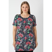Haki Desenli Kısa Kollu Kadın Büyük Beden Pamuklu T-Shirt