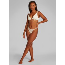 Calvin Klein Beyaz Kadın Tanga LV00QF8031 Ck Women