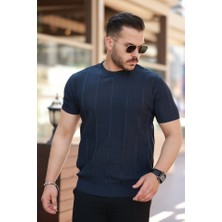 Erkek Desenli Çizgi Kabartmalı Kısa Kollu Tişört