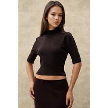 Hiccup Kadın Dokulu Balıkçı Yaka Kısa Kazak Koyu Mocha Kahve