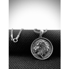 Aslan Motifli  925 Ayar Gümüş Erkek Kolye
