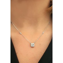 Ose Shop Zinciri Taş Detaylı 925ayar Gümüş Baget Taşlı Tek Taş Kolye