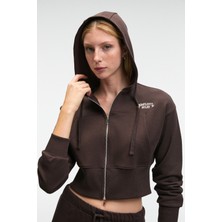 Grimelange ELARA Kadın Metal Fermuarlı Nakışlı Kapüşonlu Crop Koyu Kahverengi Sweatshirt
