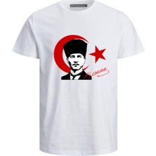 Atatürk Ve Bayrak Baskılı imzalı 29 Ekim cumhuriyet bayramı Pamuklu Yumuşak beyaz T-shirt