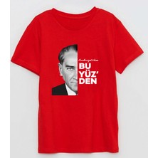 Cumhuriyet Varsa Bu Yüz'den Atatürk ve 29 Ekim Baskılı Çocuk T-Shirt