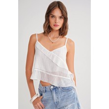 4736 Kadın Fırfırlı Askılı Bluz Beyaz