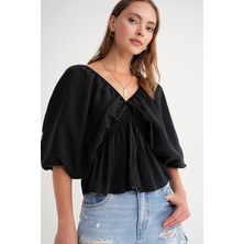 4703 Kadın V Yaka Lastikli Modal Bluz Siyah