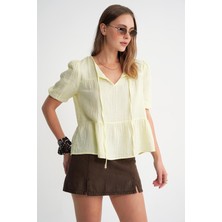 4715 Kadın Yakası Bağlamalı Kısa Kol Müslin Bluz Sarı