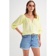 4707 Kadın Yakası Büzgülü Kolu Lastikli Bol Müslin Bluz Pastel Sarısı