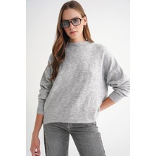 6947 Kadın Kendinden Desenli Oversize Triko Kazak Gri