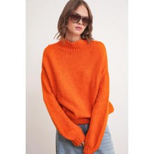 6700 Kadın Dik Yaka Balon Triko Kazak Oranj