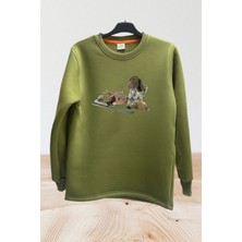 Avcılık Hunter Kurzhaar Av Köpeği ve Keklik Baskılı Regular Fit %100 Pamuk Bisiklet Yaka Sweatshirt