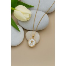 Pearl Rose Inci Detaylı Gül Beyaz Mineli Kolye Kadın Kararmaz Gold Taşlı Çelik Kolye